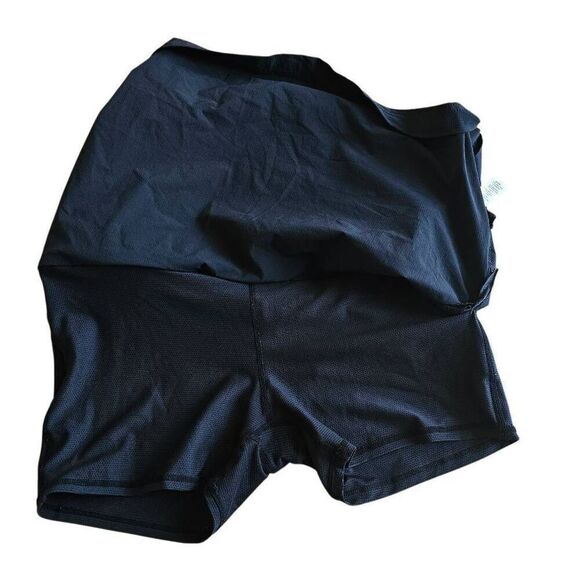 Athleta womens Sz 8 black nylon skirt side zipper with under shorts - Picture 6 of 8